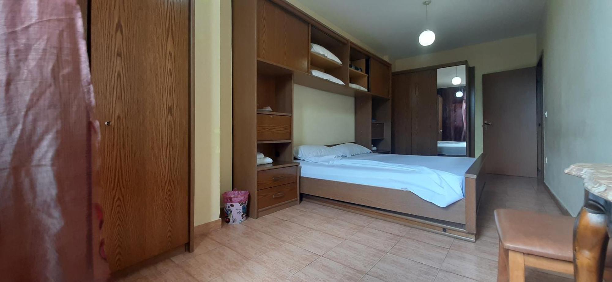 Enki'S Guesthouse Tiranë Ngoại thất bức ảnh